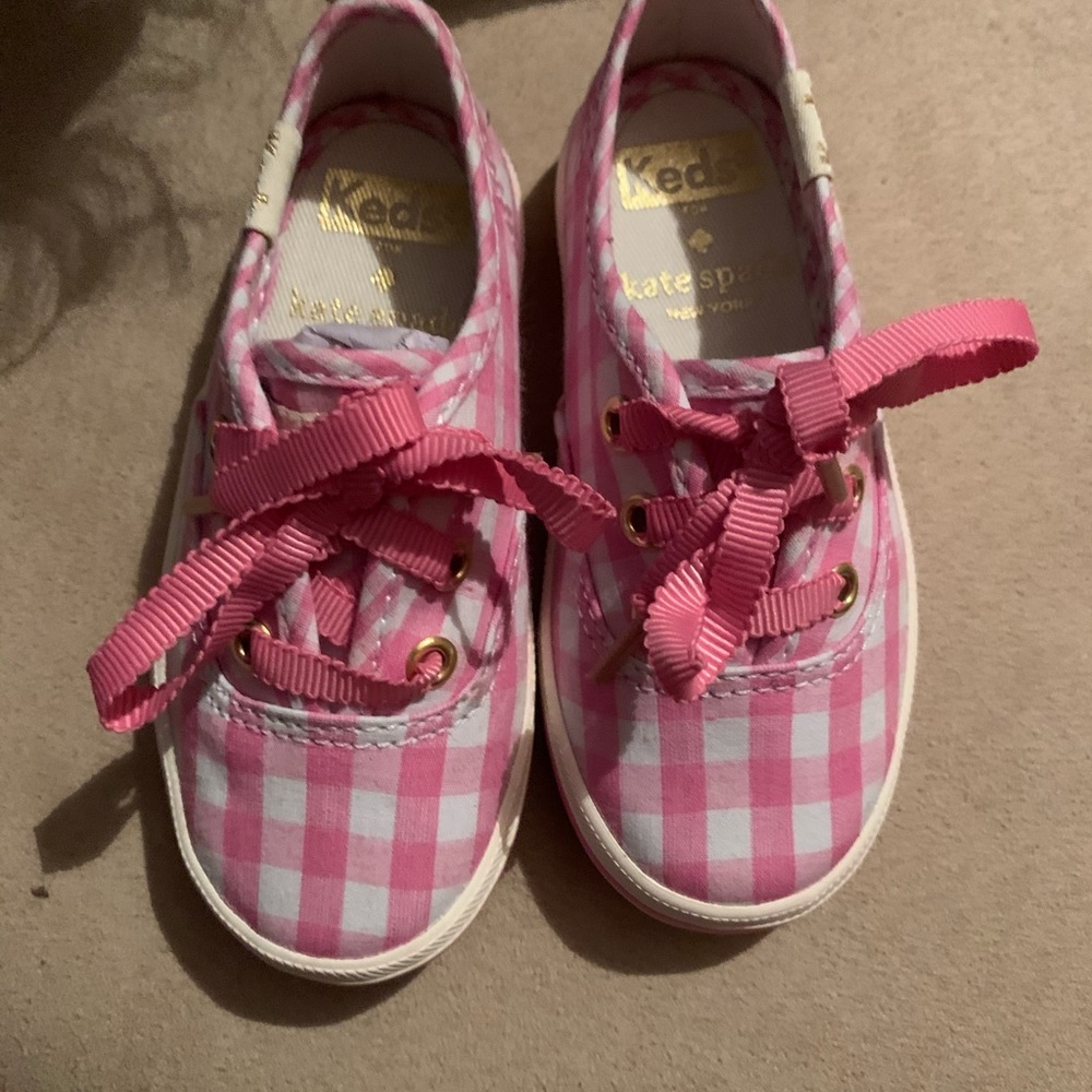 Pink Checkered Kate Spade Keds